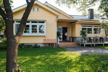 The AAA Painters' Guide to Exterior Paint Finishes Choosing the Right Sheen for Your Wellington Home(2) The AAA Painters Guide to Exterior Paint Finishes Choosing the Right Sheen for Your Wellington Home